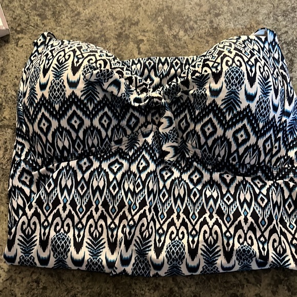 Swim top - Picture 6 of 7